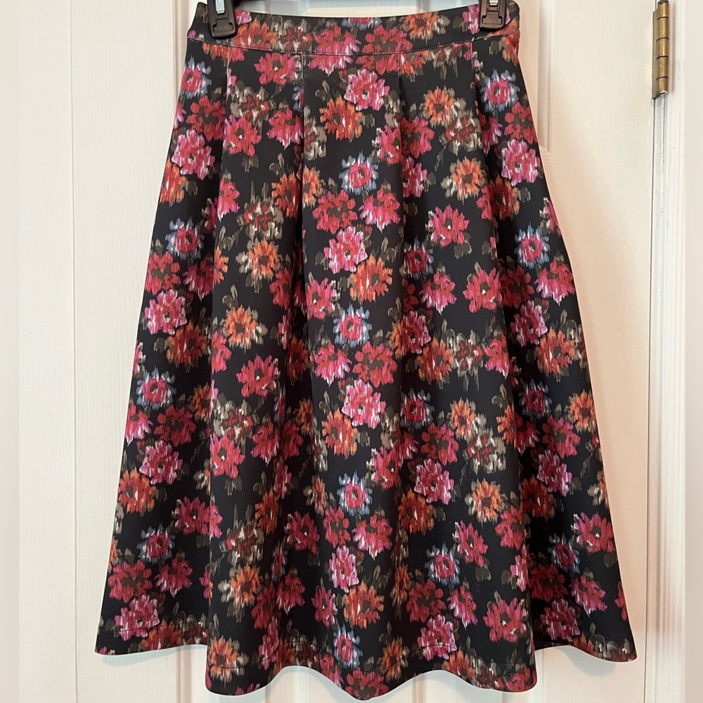 Abercrombie and Fitch XS Floral Skirt